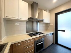 Lornie Road (D11), Terrace #457598581